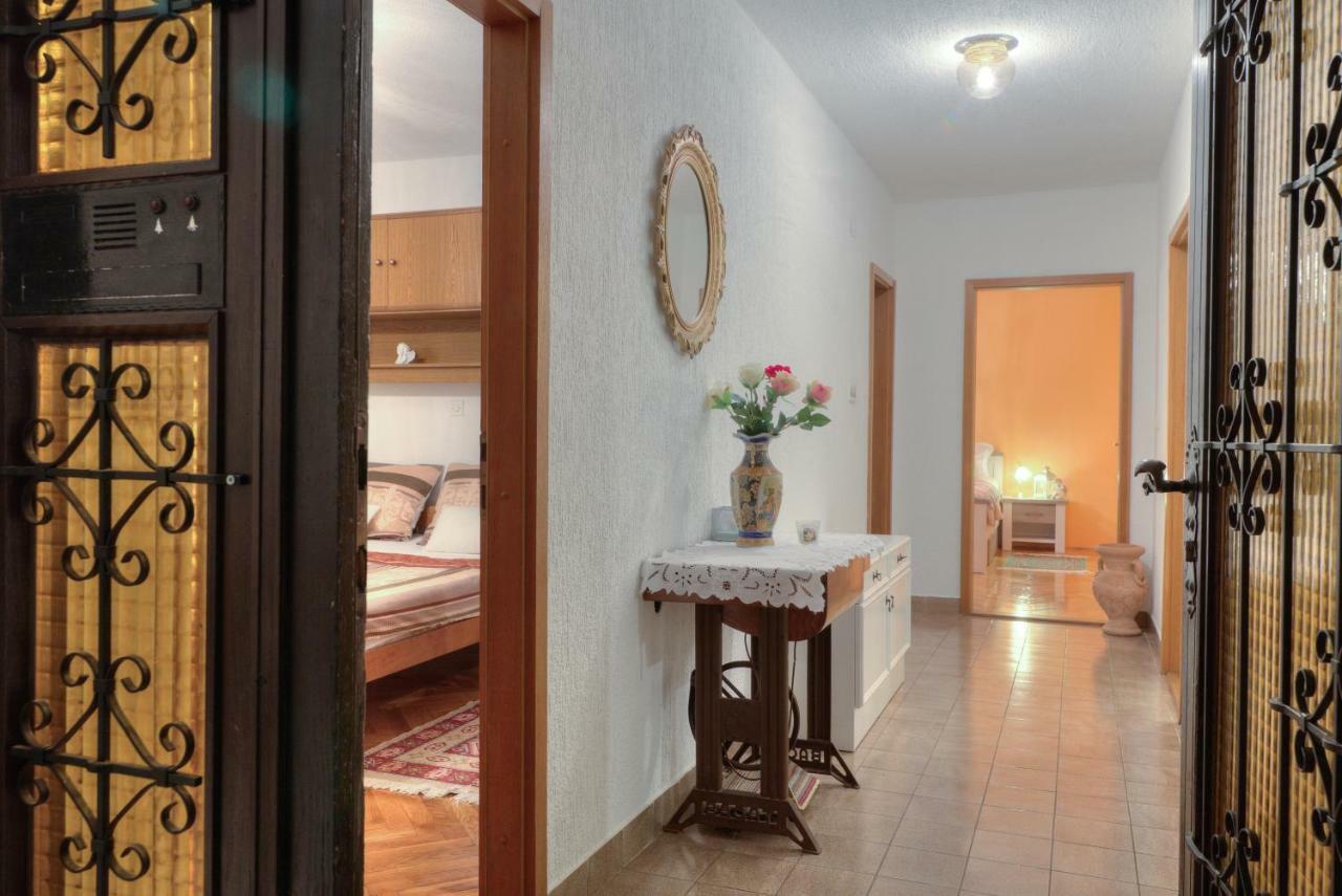 Apartment Lea เซนญ์ ภายนอก รูปภาพ
